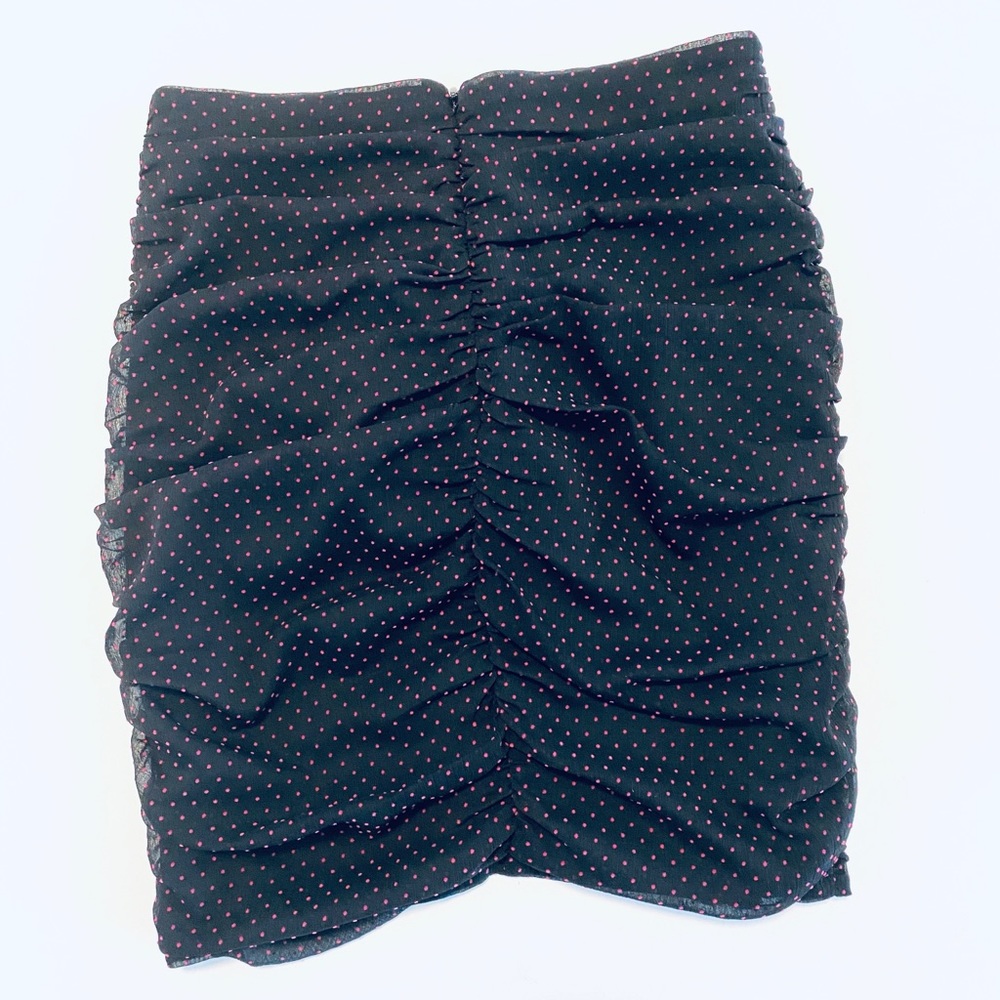 NBD Ruffled *3/$20 Sale* - Picture 3 of 5